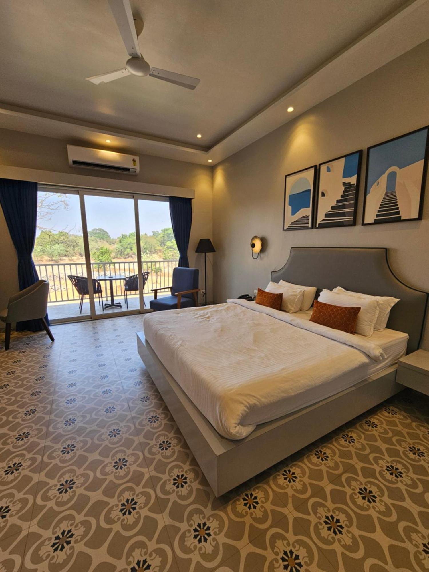 River Estates Luxury Resort & Spa Карджат Экстерьер фото