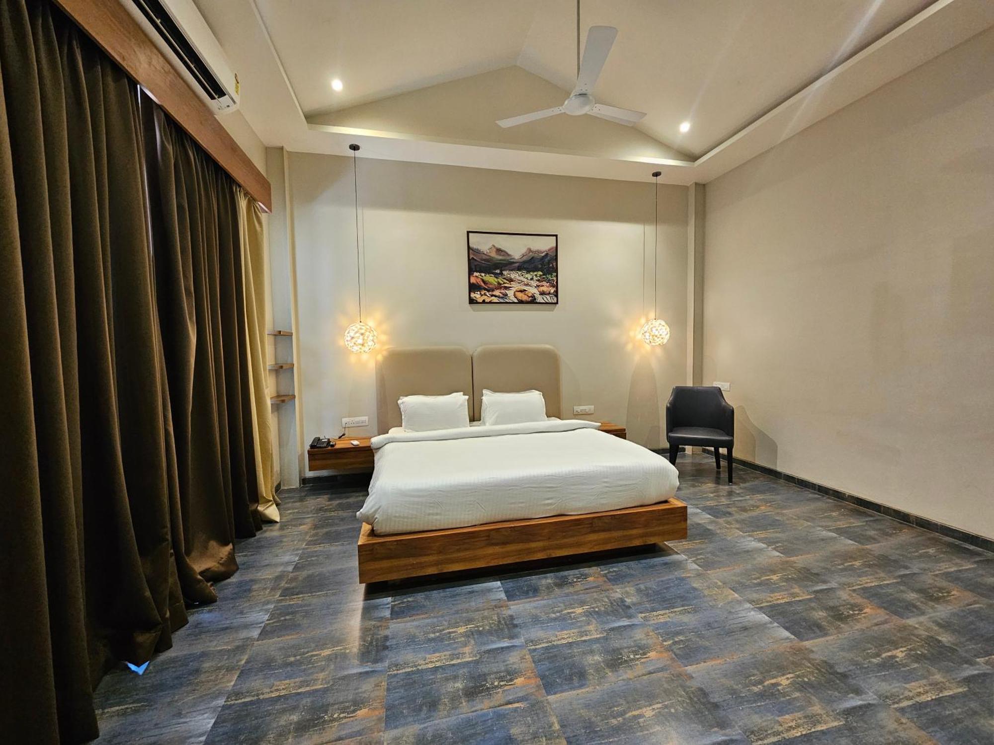 River Estates Luxury Resort & Spa Карджат Экстерьер фото